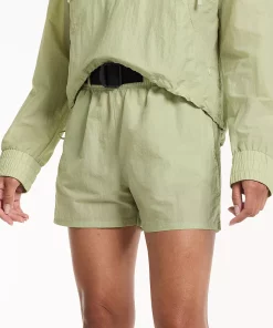 Women's FLX Buckle-Front Twill Woven Shorts